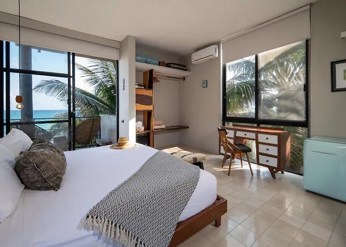 Tropicalito Hotel *