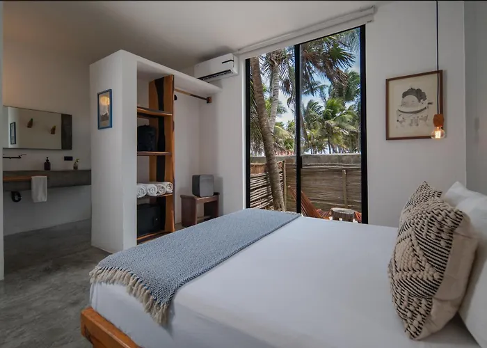 Tropicalito * Tulum Pueblo
