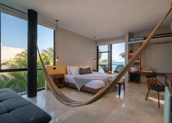 Tropicalito * Tulum Pueblo